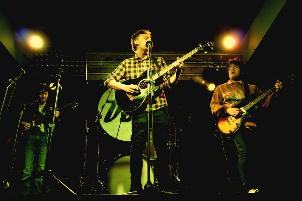 Los Casi Algo presentan “Daniela”, un relato melancólico y vintage sobre el amor en su etapa&nbsp;temprana